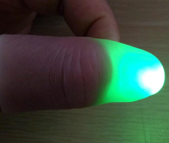 Magic Makers Red Light Up Thumb Tips