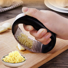 Load image into Gallery viewer, Manual Garlic Press Peeler Chopper Crusher Kitchen Garlic Tools Accessories