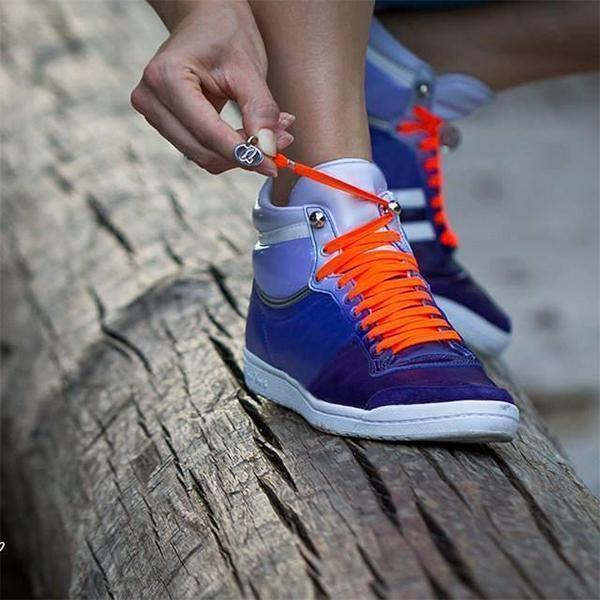 A Pair Of Elastic One Hand No-Tie Shoelaces