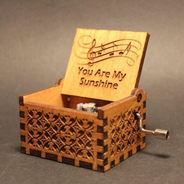 Hand Crank Wooden Music Box