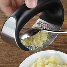Load image into Gallery viewer, Manual Garlic Press Peeler Chopper Crusher Kitchen Garlic Tools Accessories