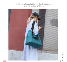 Load image into Gallery viewer, Leisure canvas bag