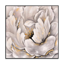 Load image into Gallery viewer, Showy flower