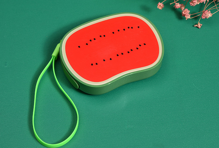 2018 The latest fruit power bank