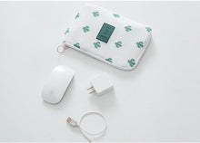 Load image into Gallery viewer, Waterproof travel bag