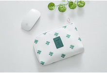 Load image into Gallery viewer, Waterproof travel bag